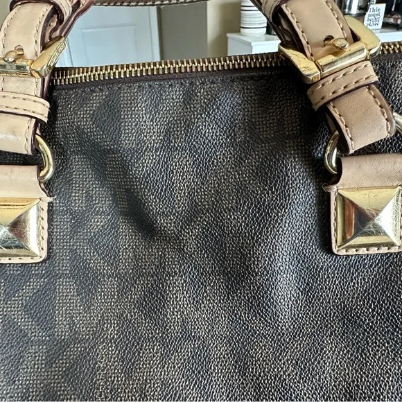 Michael Kors Grayson Satchel - Picture 6 of 7